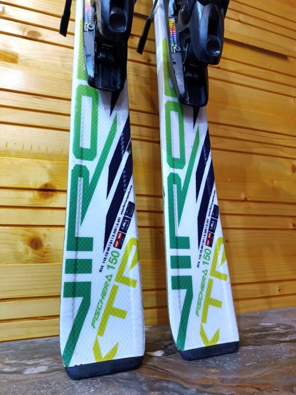 LYŽE FISCHER VIRON XTR 150CM + LYŽIARKY SALOMON T3 GREEN 26MP